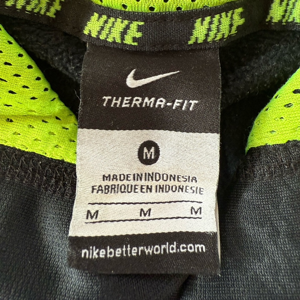 Nike Therma-Fit Black Pullover Hoodie With Neon Green Lining Size Medium - Picture 6 of 6